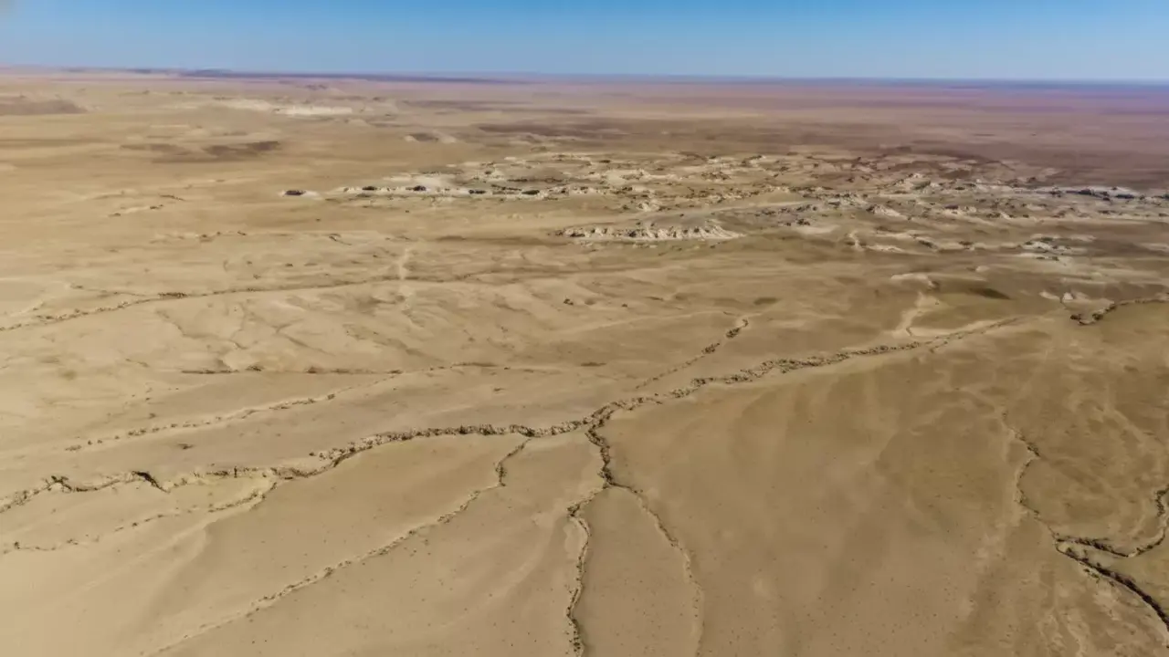 تحشيد 50 ألف مقاتل من موسكو يفتح فرضية تصاعد النزاع في سوريا الجديدة